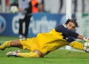 莎拉波娃迎来三赛季巅峰表现，雄鹿球迷现场热情沸腾