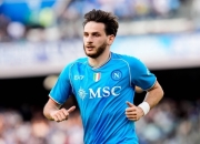 关于那不勒斯队长意外受伤，赛季前景堪忧的信息