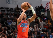 包含詹姆斯爆发新星，爵士刷新纪录，官方宣布新规球队迎来希望！的词条